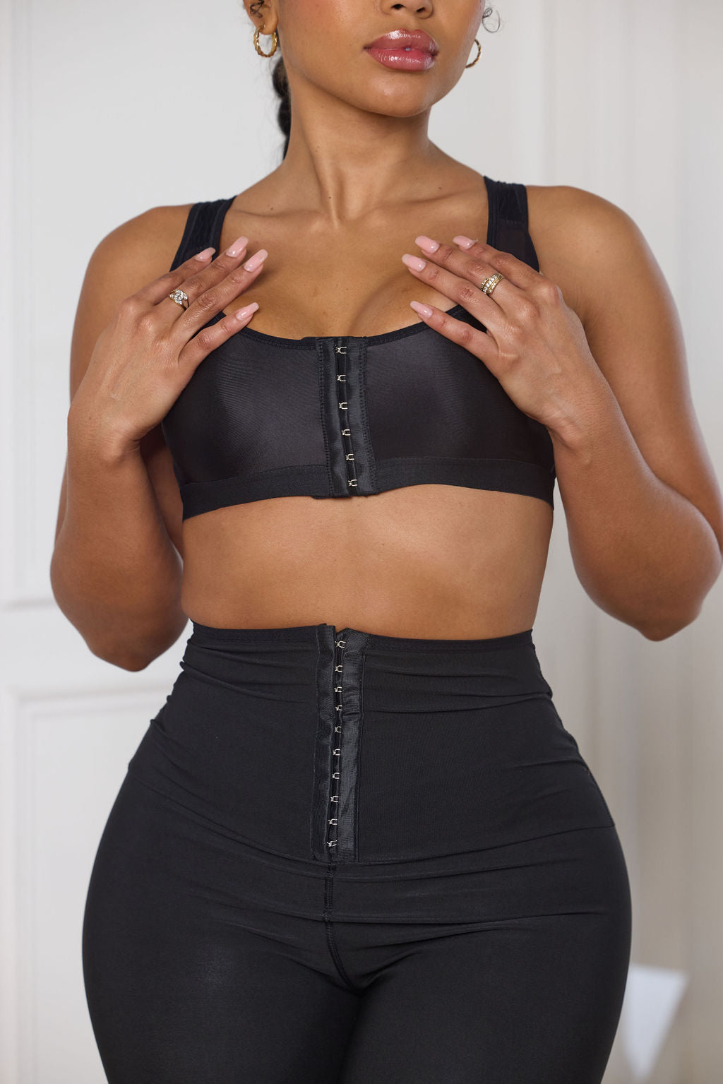Black Wireless Back Support Bra